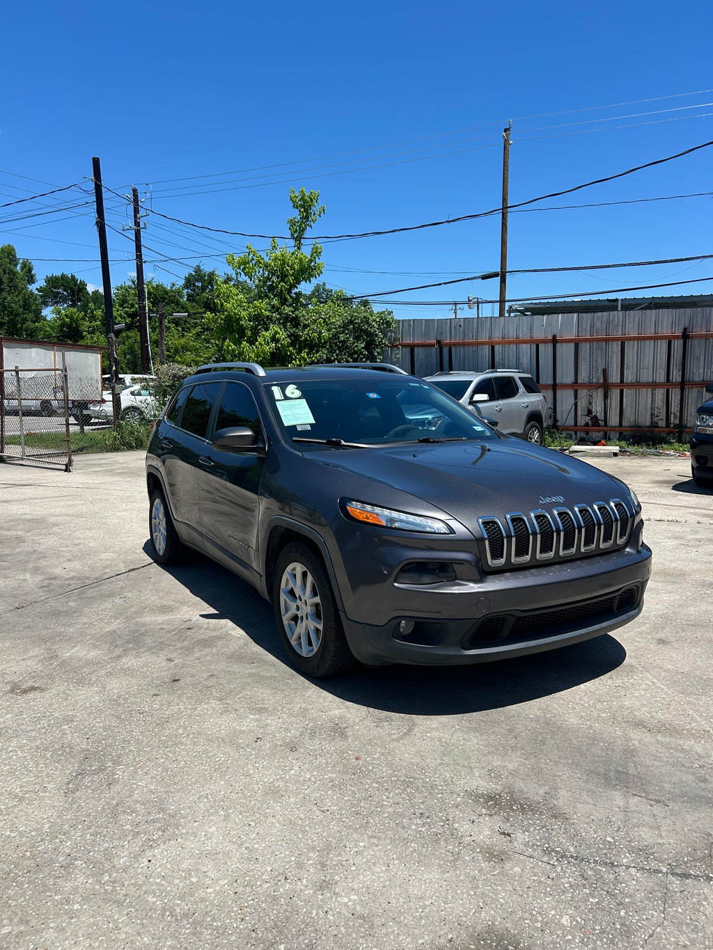 2016 Jeep Cherokee Altitude Sport Utility